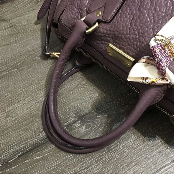 Burberry Bags - Picture 6 of 16